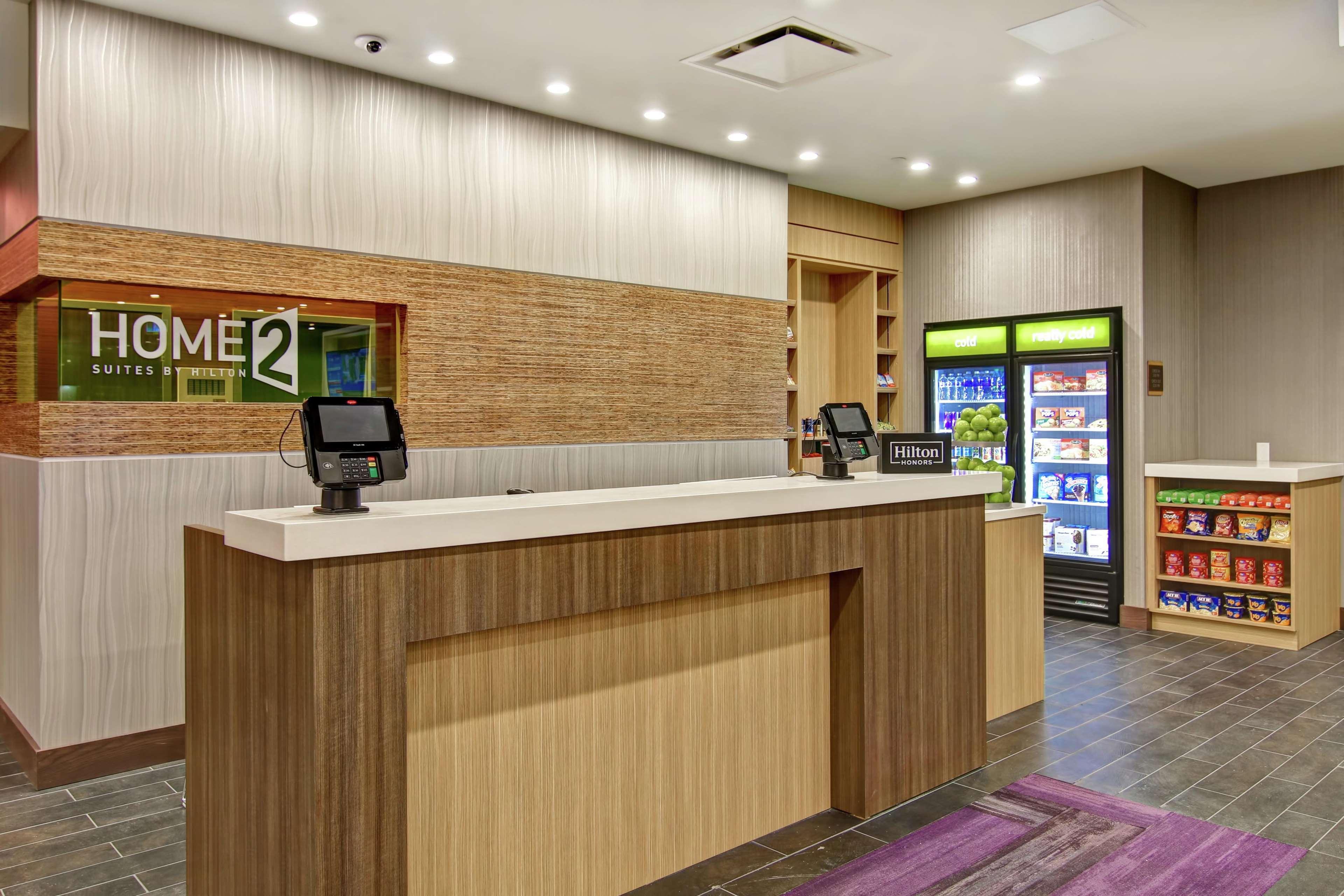 Home2 Suites By Hilton Edmonton South Екстериор снимка
