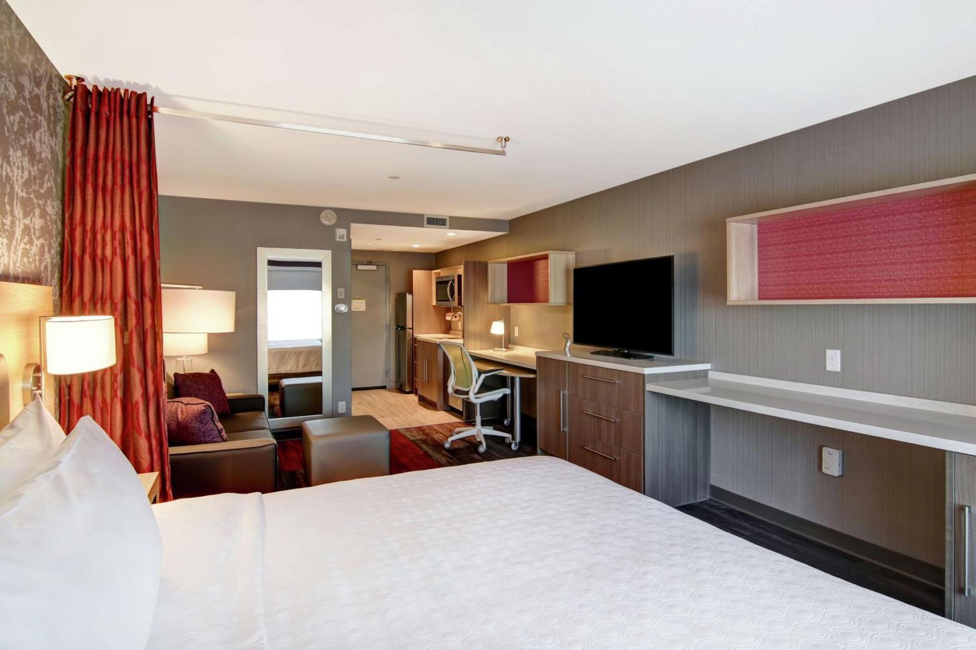 Home2 Suites By Hilton Edmonton South Екстериор снимка