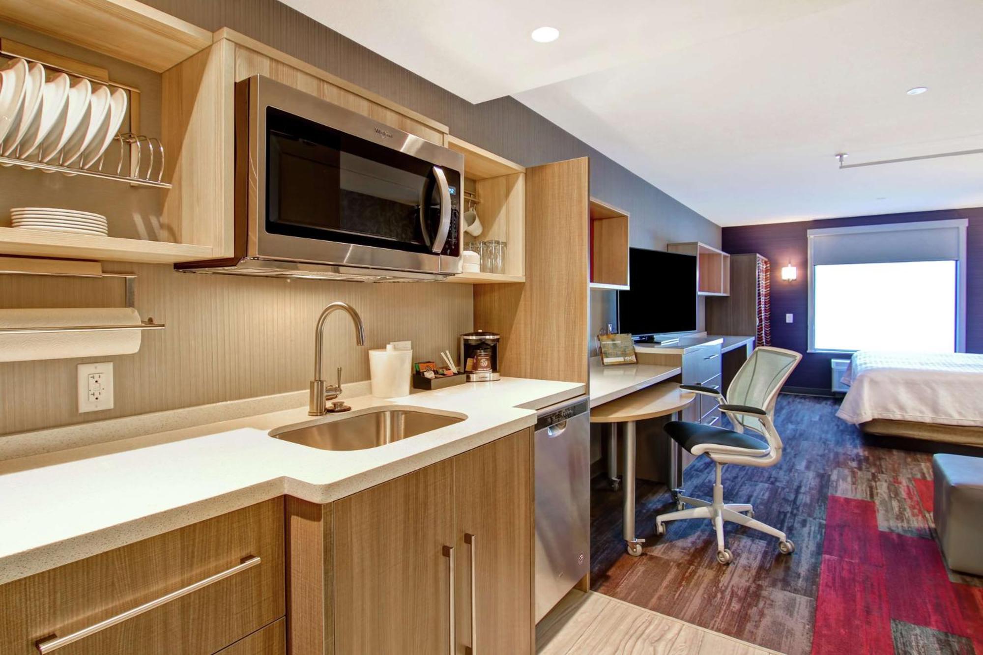 Home2 Suites By Hilton Edmonton South Екстериор снимка