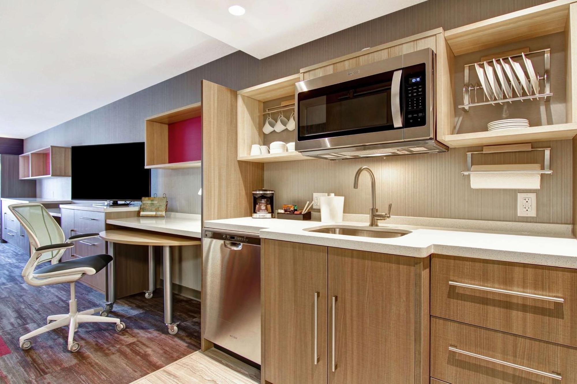 Home2 Suites By Hilton Edmonton South Екстериор снимка
