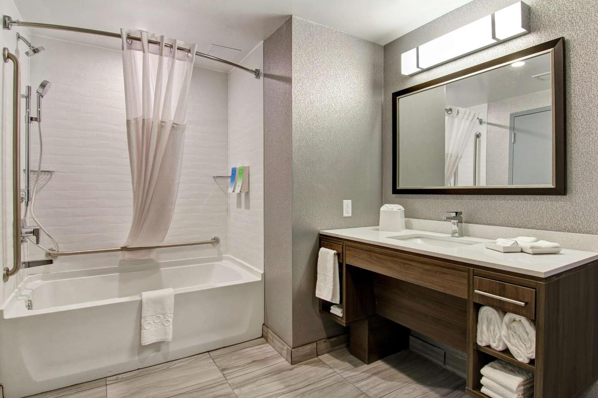 Home2 Suites By Hilton Edmonton South Екстериор снимка
