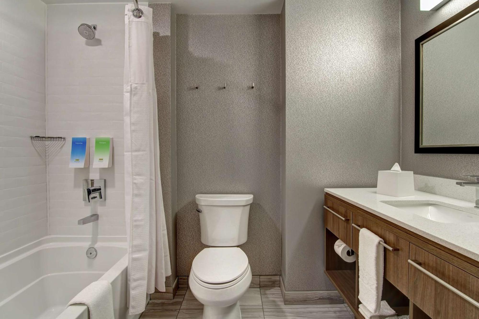 Home2 Suites By Hilton Edmonton South Екстериор снимка